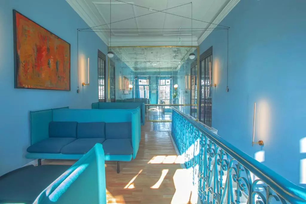 Heritage Hotel and Suites
